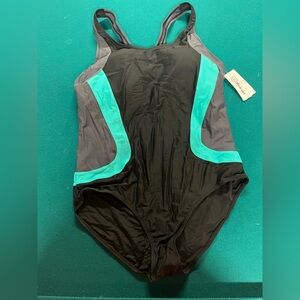 Halcurt training swimsuit. NWT XXL